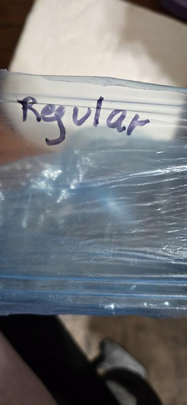 regular bag doesn't stretch when pulled