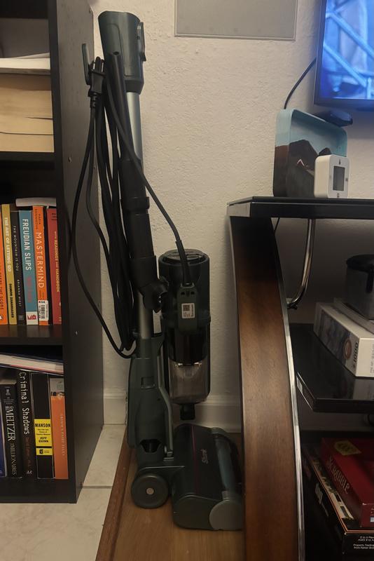 Can easily store out of the way