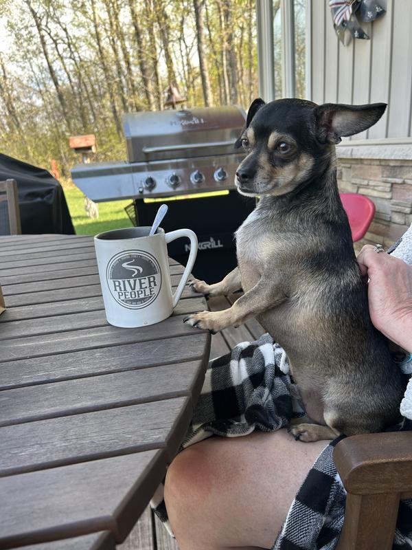 He now actually has a waistline 👏👏👏