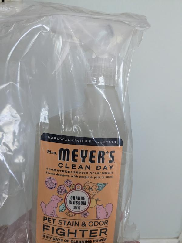 Mrs. Meyer's Pet Stain and Odor was delivered in a sealed plastic bag.