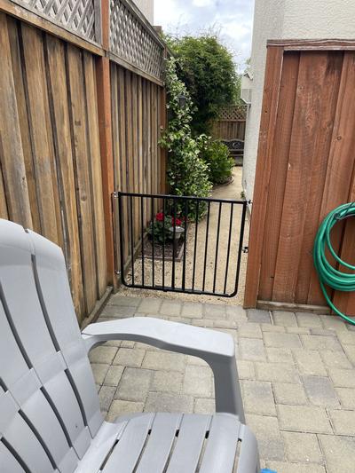 Side gate for my dog