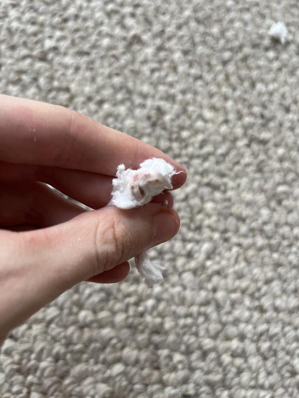 Weird red coloring piece