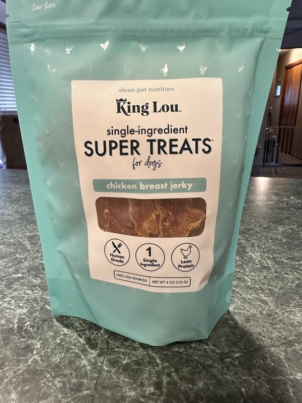 Lola & Tony love their treats.
