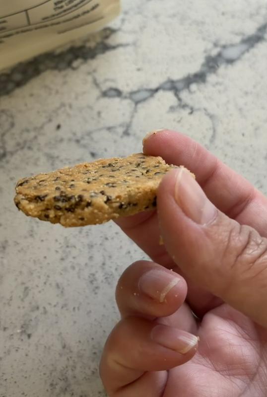 Small and non-crumbly