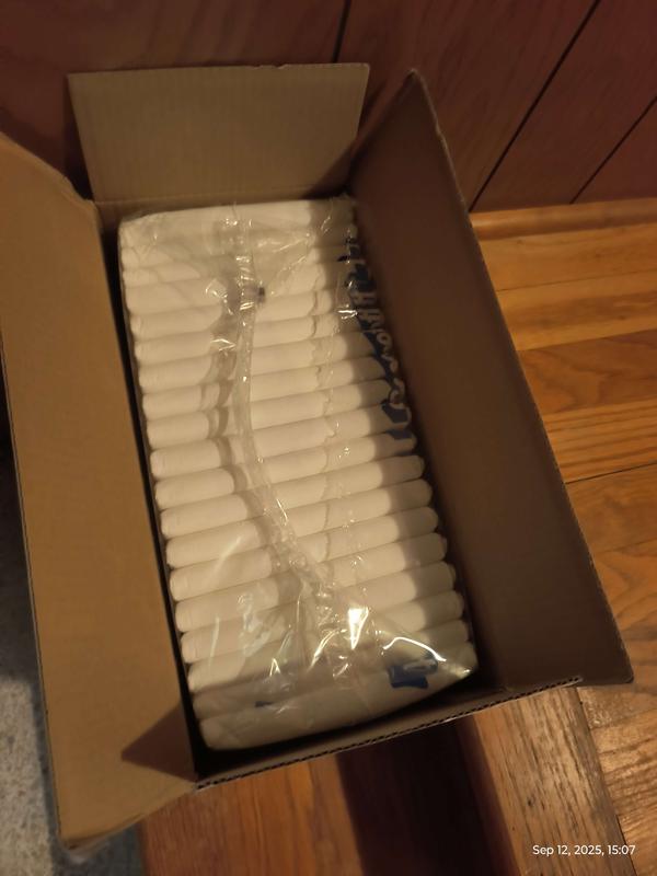 Very nicely packed and easy to remove and unfold, still can't believe how many of this size pad fit in the box