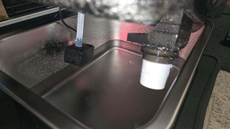 The filter holding tray (brown plastic with white filter) fills up and overflows before water gets filtered.