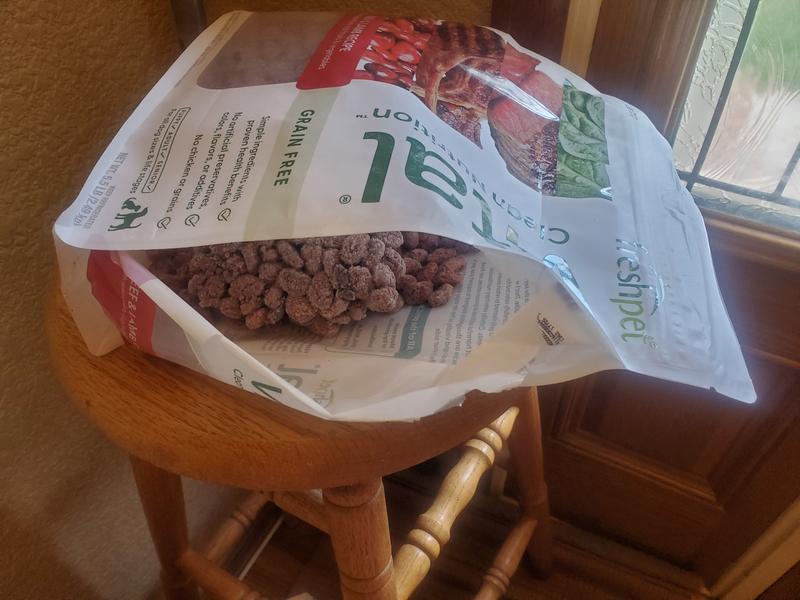 Freshpet Vital bag split open
