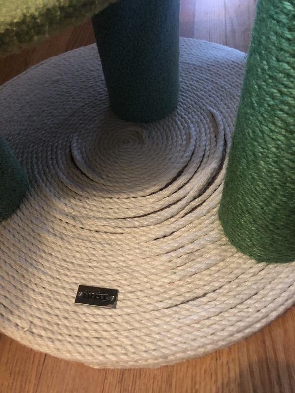 Rope on base came loose in less than one hour.