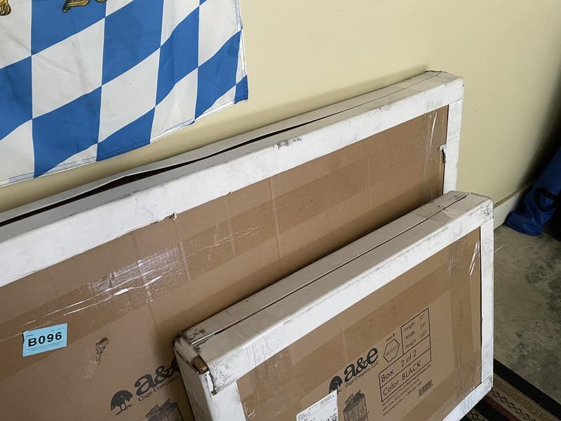 Reinforced on all edges for shipping