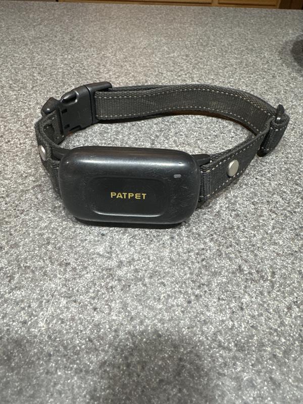 Well fitting collar, prongs come loose.