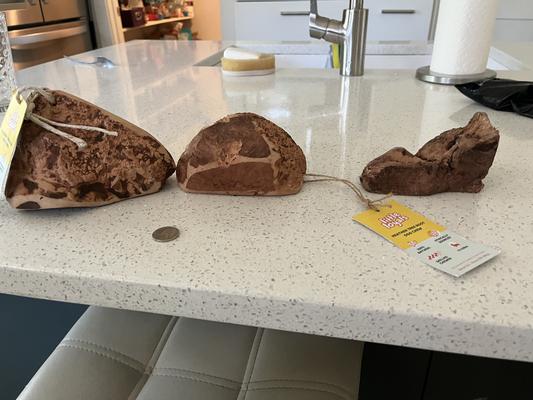 2 SM on right, only 1 of which works. Med on left is far too big