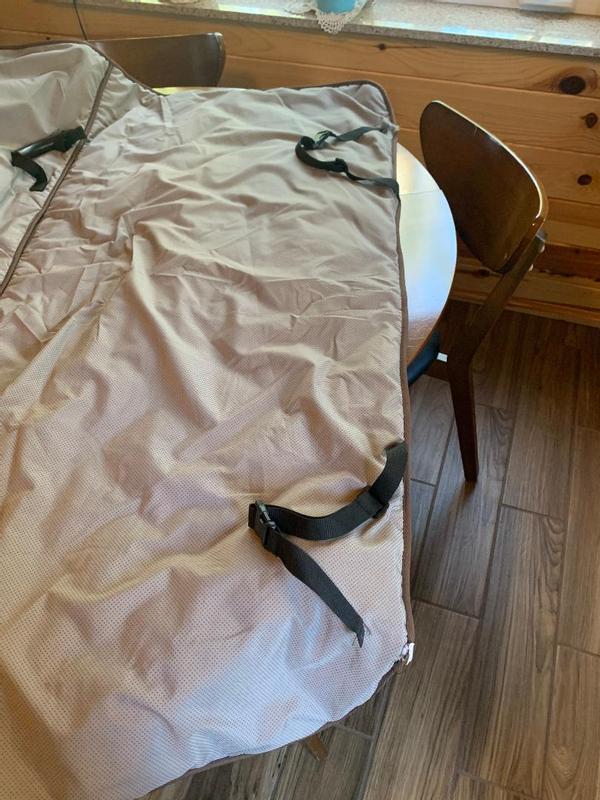 Both headrest straps