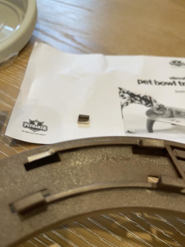 Broken connection tab for legs