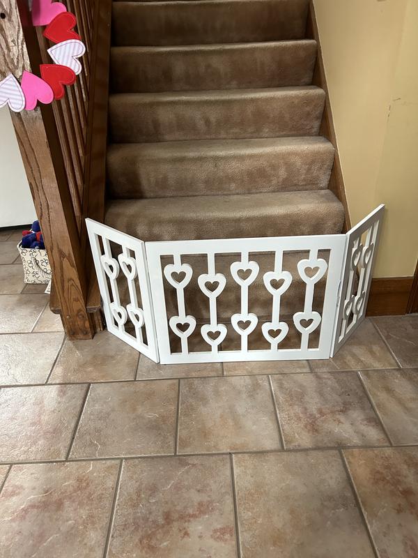 Etna Wooden Heart Shape Design Pet Gate, White