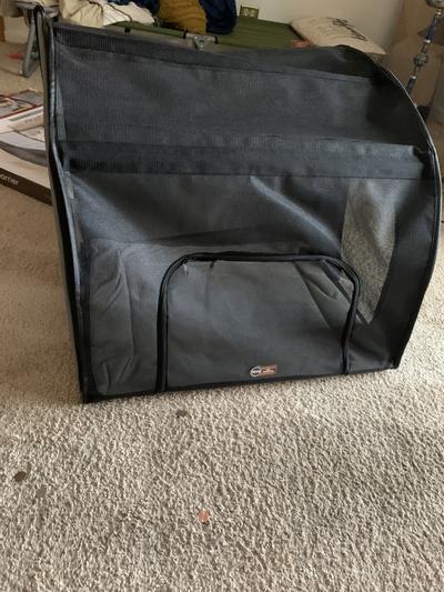 K&h travel safety outlet carrier