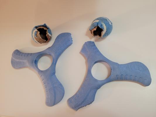 Frisco Plastic Tri-Flyer Dog Toy