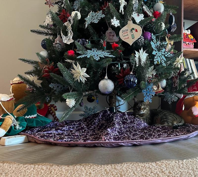 Scat mat sale christmas tree