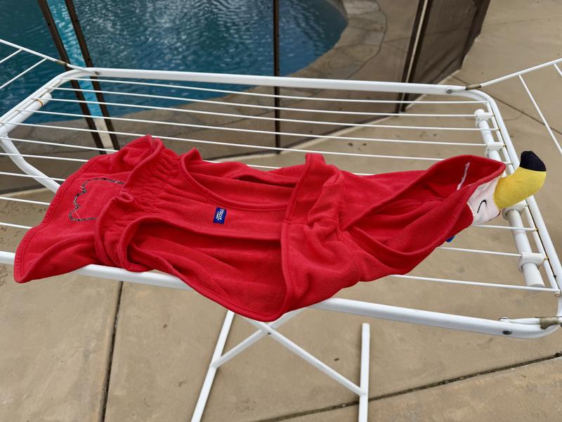 The underside with belly band