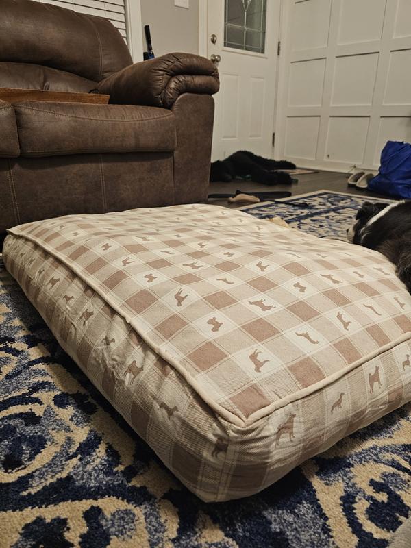 A picture after fluffing and shaking.