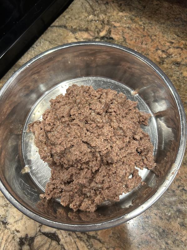 Smooth pate consistency- Great for dogs that have difficulty chewing.