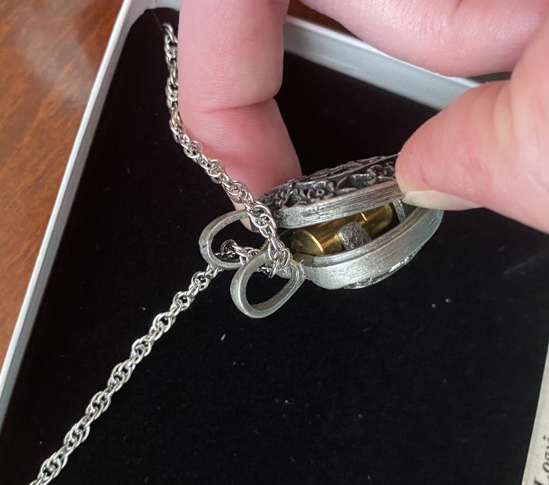 CATHEDRAL ART Always In My Heart Memorial Ashes Locket Necklace, Pewter ...