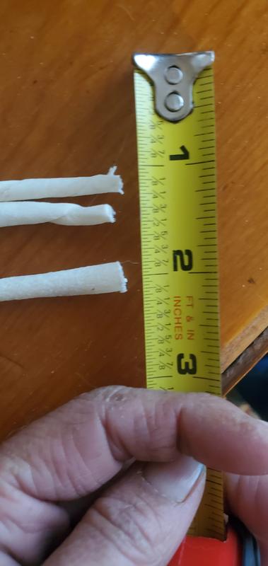 2 are the average width and the thicker of the 3 is the thickest one I can find in the bag.