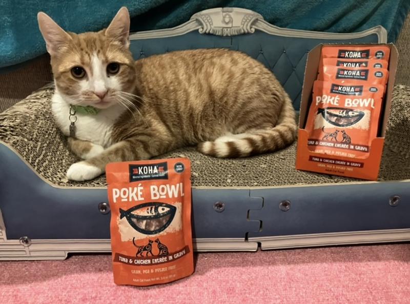 Ayo posing with her Koha Poke Bowls :)