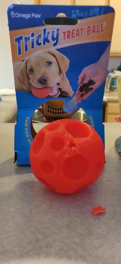 OMEGA PAW Tricky Treat Ball Dog Toy Medium Chewy