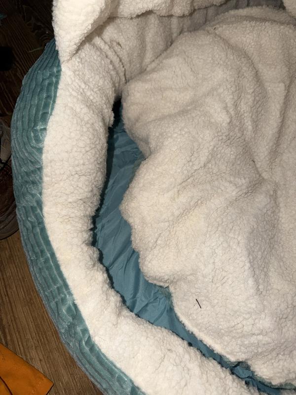 Inside pillow is too small