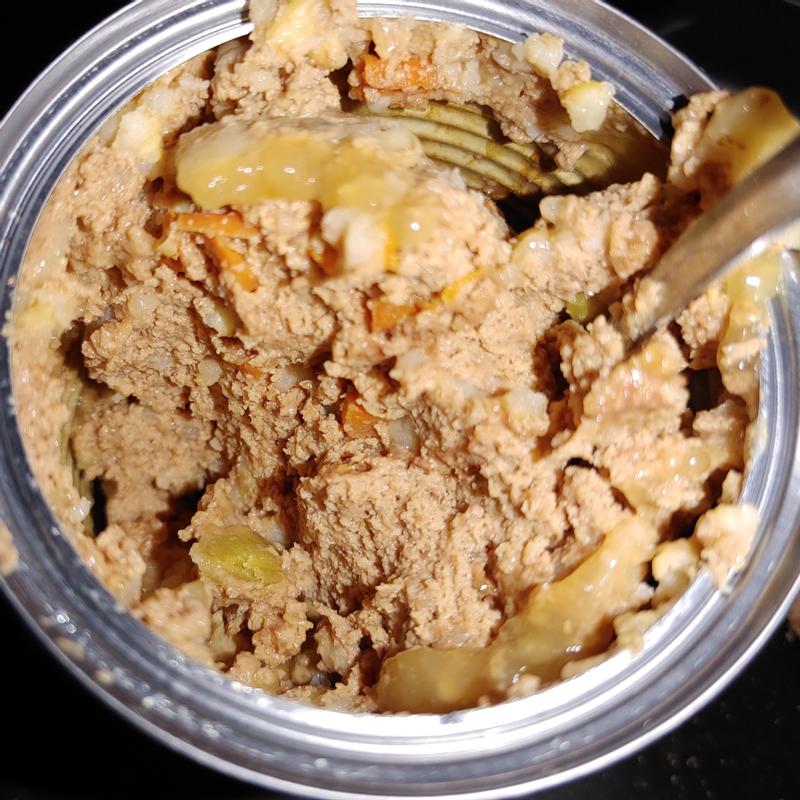 A photo of Nutrish Real Chicken & Apple Recipe Whole Health Blend Premium Pate Wet Dog Food fresh in the can.