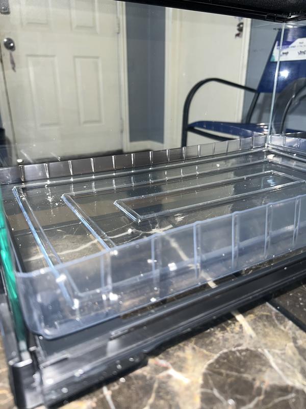 Close up of the removable tray.