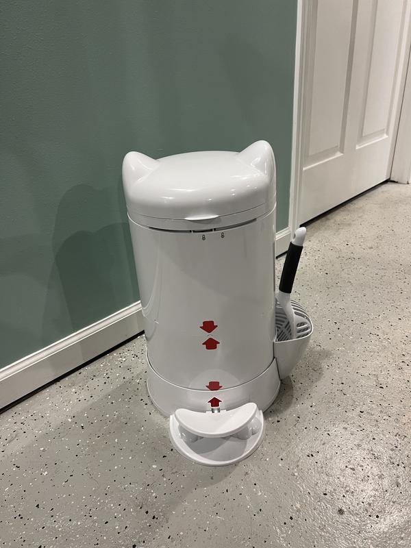 I appreciate the arrows that assist in assembling the product initially