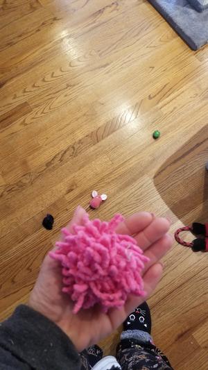 kong moppy ball cat toy