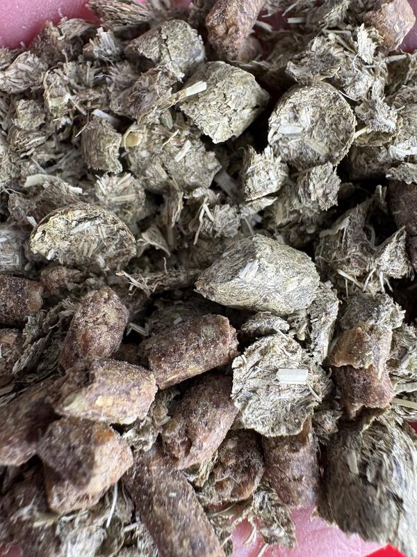 The bag does not come with feeding directions so you will need to do some research on how much to feed. As you can see the pellets do have some crumbly texture.