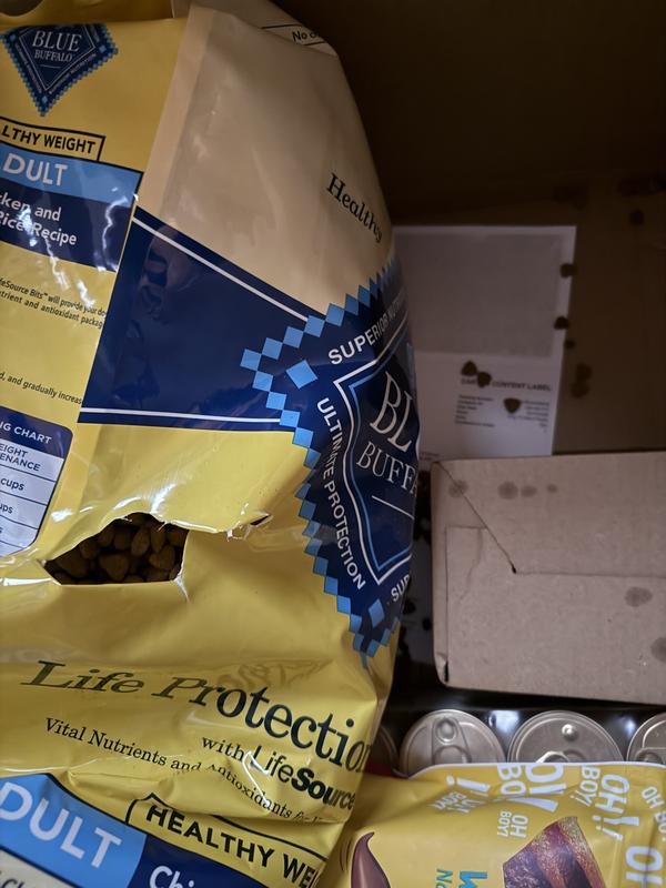 you can’t pack a heavy dog food bag and a box with greenies loose.