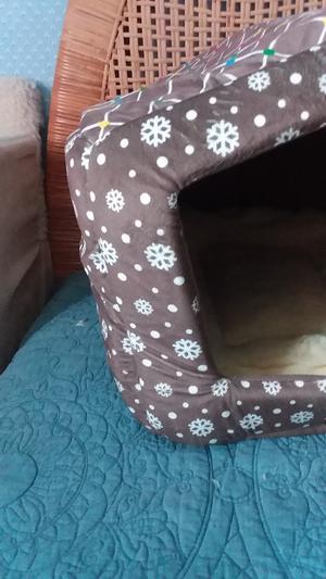3rd bed- look at bad stitching on left. Pushes bed into bad shape.