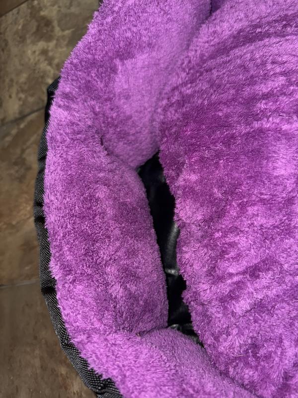 the cushion doesn’t sit well at all