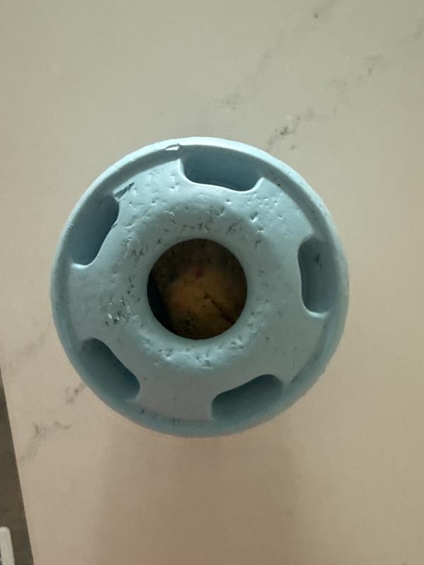 It does not stuck out like the photos advertised