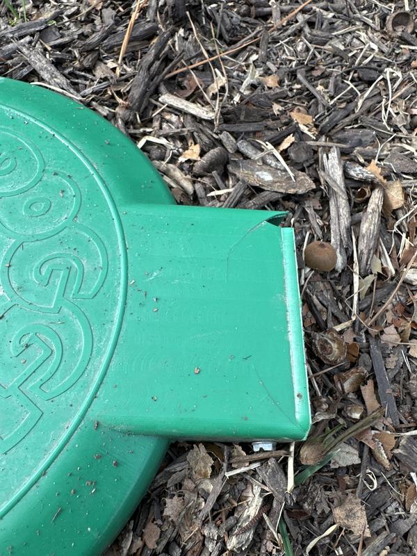 After 3 months, the lid is cracking.