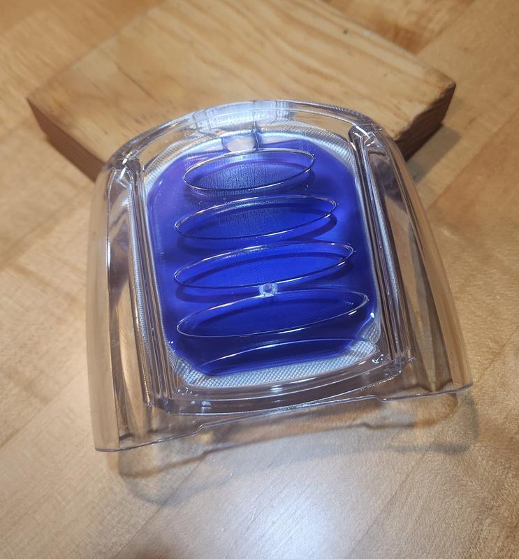 Packet and stand (still sealed).