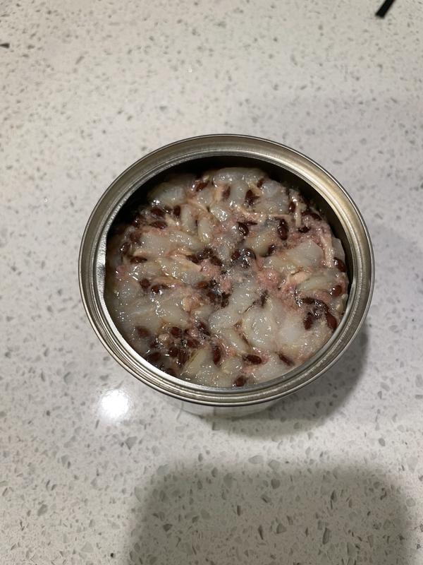 Open can of awesome shiny skin and coat