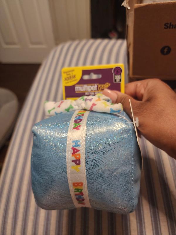 Small. Looks bigger online