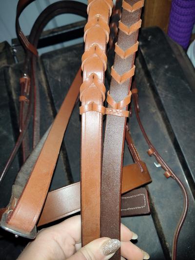 Papery/cardboard stiff leather