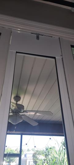 Can see gap on left, and screw that would not go in.