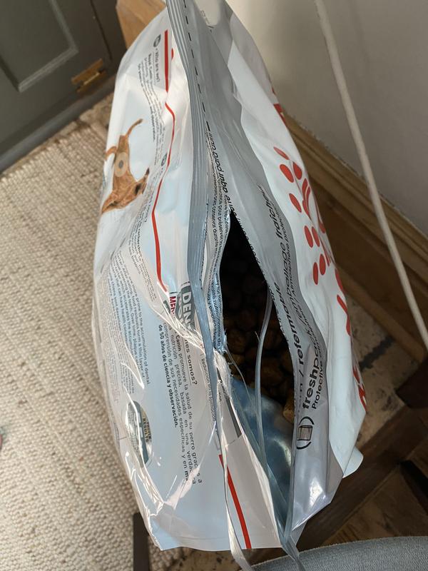 Inside seal of bag completely detached