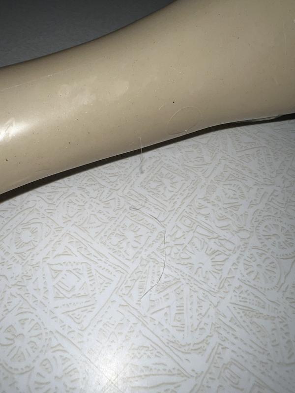 Threads of hard plastic? The nylon stringy