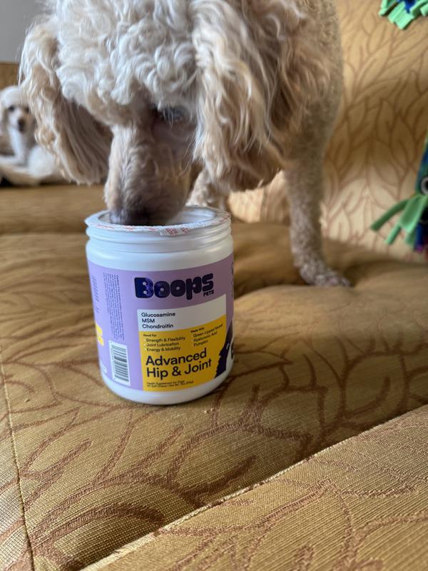 Oliver helps himself