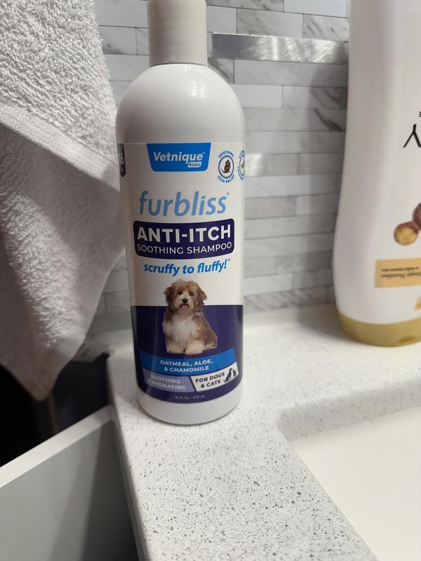 Vetnique Labs Seniorbliss Anti-Itch Senior Dog Shampoo, 16-oz bottle