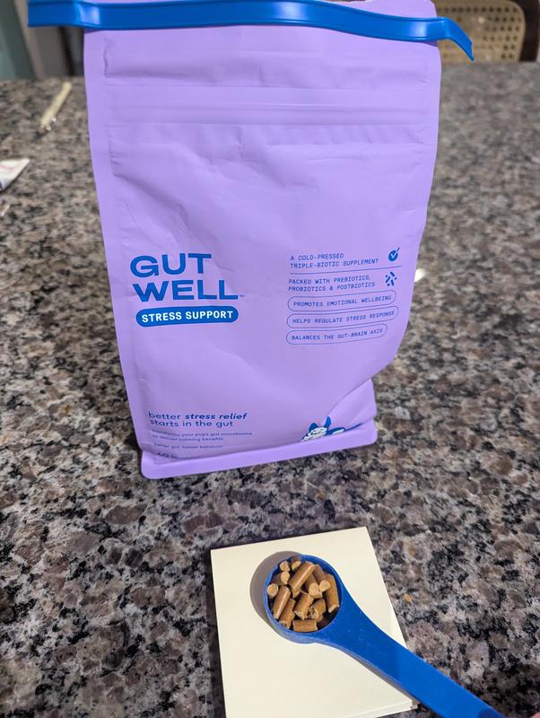 sticky note for scale; sorry no bananas available