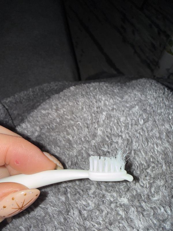 Picture of the bristles getting loose